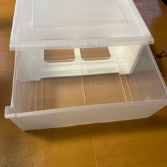 衣装ケース1個の画像