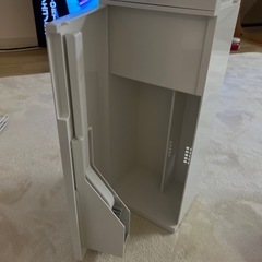 トイレ収納の画像