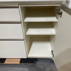 配達可【食器棚】クリーニング済み【管理番号0328】野の画像