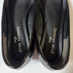 Samansa Mos2 blue エナメルパンプス ブラック Mサイズの画像