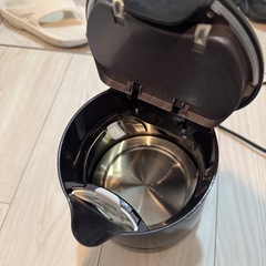 電気ケトルの画像