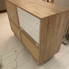 【取りに来て頂ける方限定】訳ありカップボードの画像