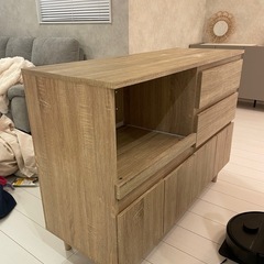 【取りに来て頂ける方限定】訳ありカップボードの画像