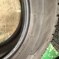 DUNLOWINTER MAXX 195/65R15 4本の画像