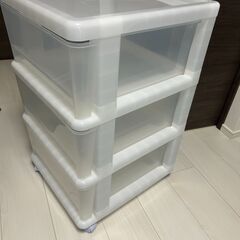 ニトリ　クローゼットチェスト（白）の画像