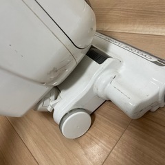 シャープ　小型掃除機の画像