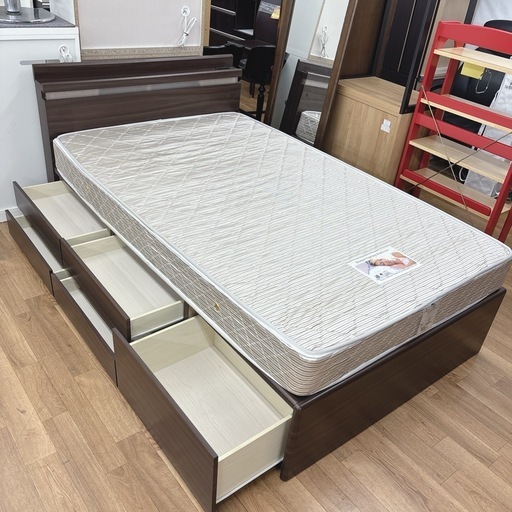 【?買取市場 柴田店】I321 ? ジモティー限定価格！ 家具のマルマン＆万歳家具 セミダブルベッド ⭐ クリーニング済