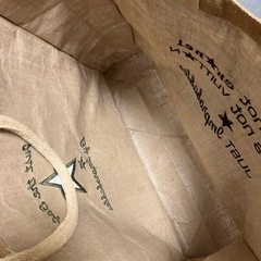 麻の正方形カバンの画像