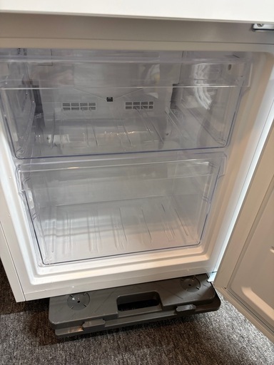 【美品】Haier 2ドア冷凍冷蔵庫 2025年 JR-NF121C