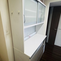 【無料】食器棚 キッチンボード 幅120cm コンセント付き（大型）の画像