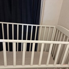 ベビーベッドの画像