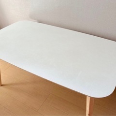 IKEA テーブルの画像
