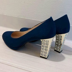 紺 ネイビー スエード風   キラキラパンプス  23cmの画像