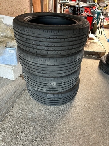 　組み換え工賃無料！ 低走行　ヨコハマ ミニバン用タイヤ　195/60R16