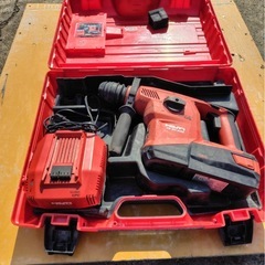 早い者勝ち！【動作良好】HILTI TE30-A36 電動ハンマードリル　充電器付きの画像