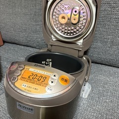 象印　炊飯器の画像