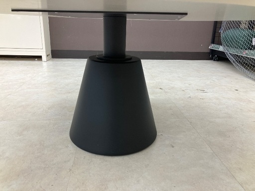 【トレファク足立扇店】コーヒーテーブルBoConcept　Madrid　直径99cm