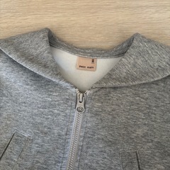 プティマインパーカー80センチの画像