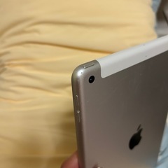 iPad 第5世代　Wi-Fiモデル　32Gの画像