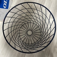 物入れ兼物置台の画像