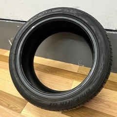 18インチタイヤ　225/45R18 ヨコハマタイヤ BluEarth-GT 7部山の画像