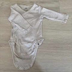H&Mベビー用肌着2〜4mの画像