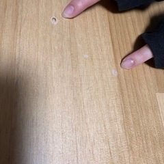 IKEAのダイニングテーブルとイス３脚ですの画像