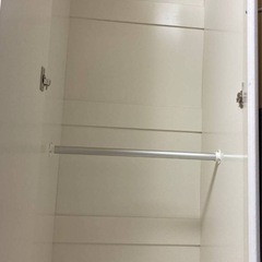 両開き鏡付きクローゼットの画像