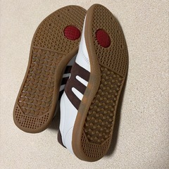 【新品‼️未使用】スニーカー【mbus】の画像