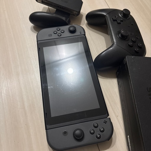 ニンテンドー　SWITCH スイッチ
 