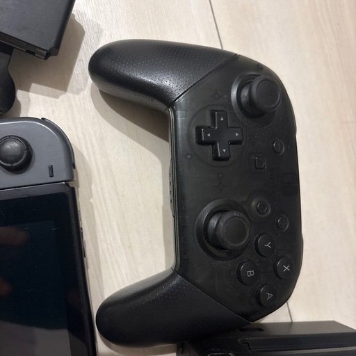 ニンテンドー　SWITCH スイッチ
 