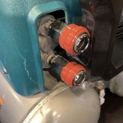 9【13876】マキタ Makita エアーコンプレッサーの画像