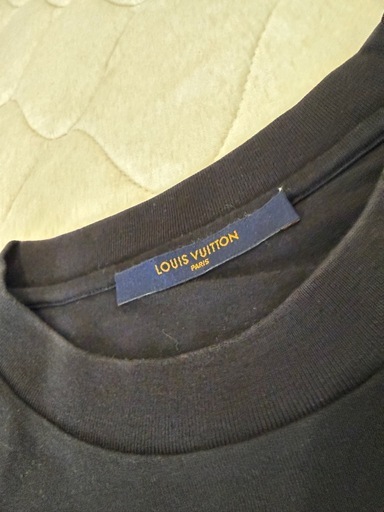 LOUIS VUITTON  Tシャツ 正規品