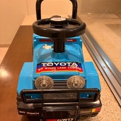 トヨタランドクルーザーの画像