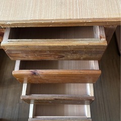 プロのハンドメイド　オール木製学習机の画像