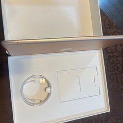 iPad   Air3 SIMフリー 64gbの画像