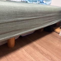 無料でお譲りします｜脚付きマットレス（セミダブル）の画像
