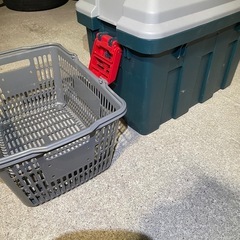 キャンプ用、保冷用移動箱の画像