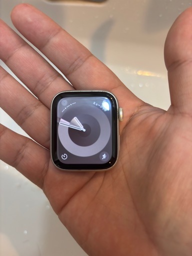 Apple Watch SE（GPS）（第2世代） 44mm アルミニウム
