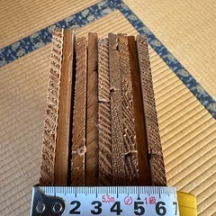 杉板　杢目出し　裏面傷あり無塗装品　50枚セット　格天井の画像