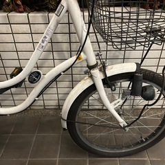 サイクルスポット　トワエモワ　自転車   20インチ　 6段ギアの画像