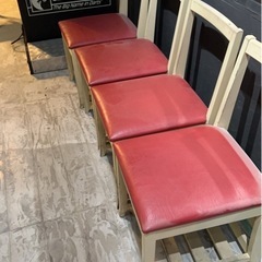 椅子4脚の画像