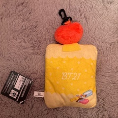 BTS BT21 TATA パスケースの画像