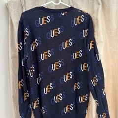 4/3まで！　guess ニットの画像