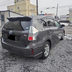 プリウスα ウェルキャブ 助手席リフトアップシート車 の画像