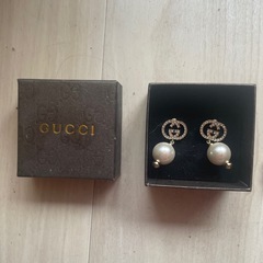 GUCCI パール付きゴールドピアス ネックレスの画像