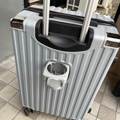 キャリーケースの画像