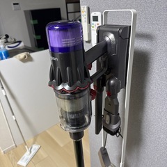 取引完）4/5迄）ダイソン掃除機の画像