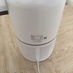 【やり取り中】本棚と空気清浄機の画像