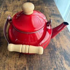 やかん　赤色
の画像